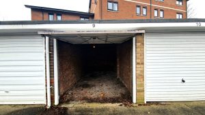 Garage, Hunters Court